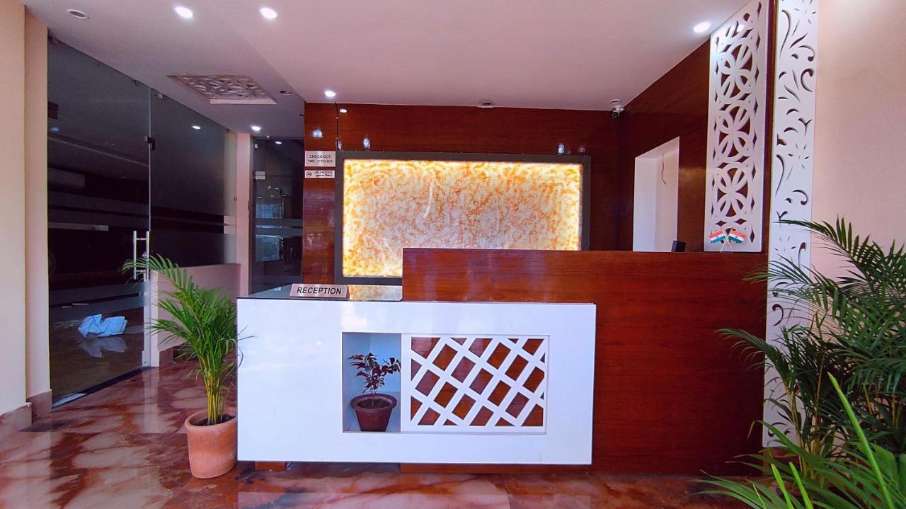 Spring Sky Haridwar By Shrigo Hotels Bagian luar foto